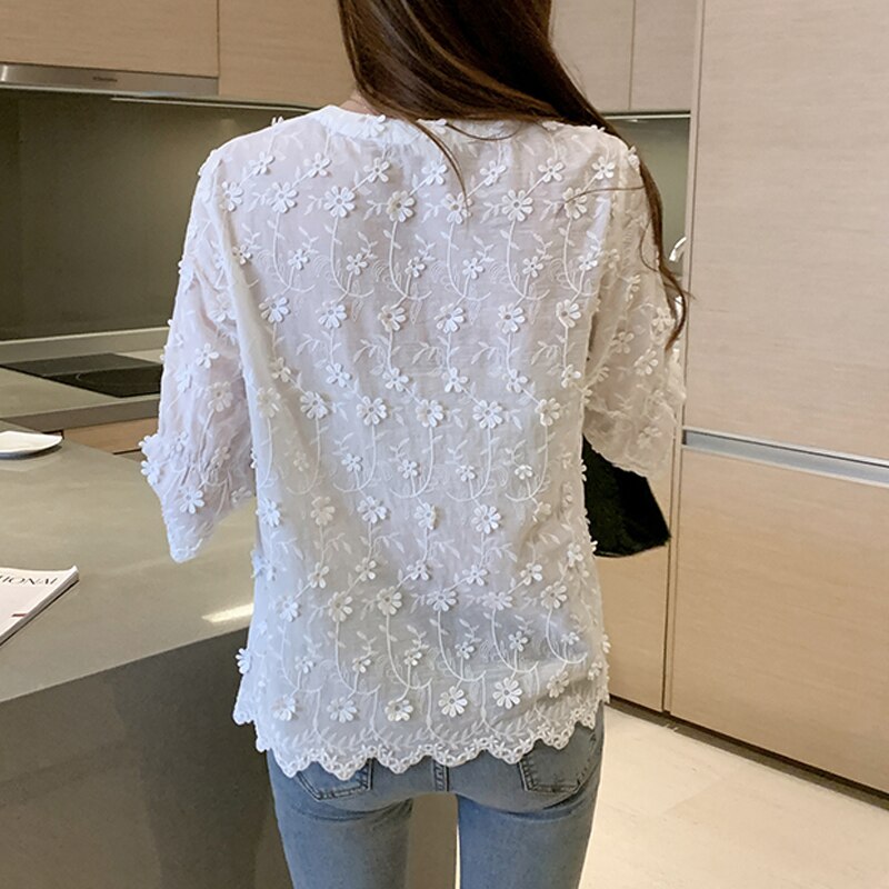 Blusa Femina bordada Flower